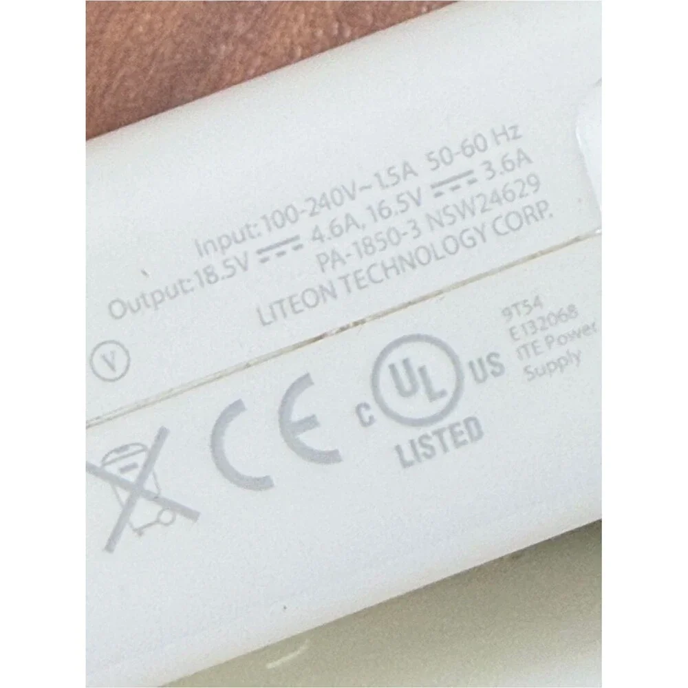 2 Apple MacBook 85W Magsafe Power Adapter Chargers A1343